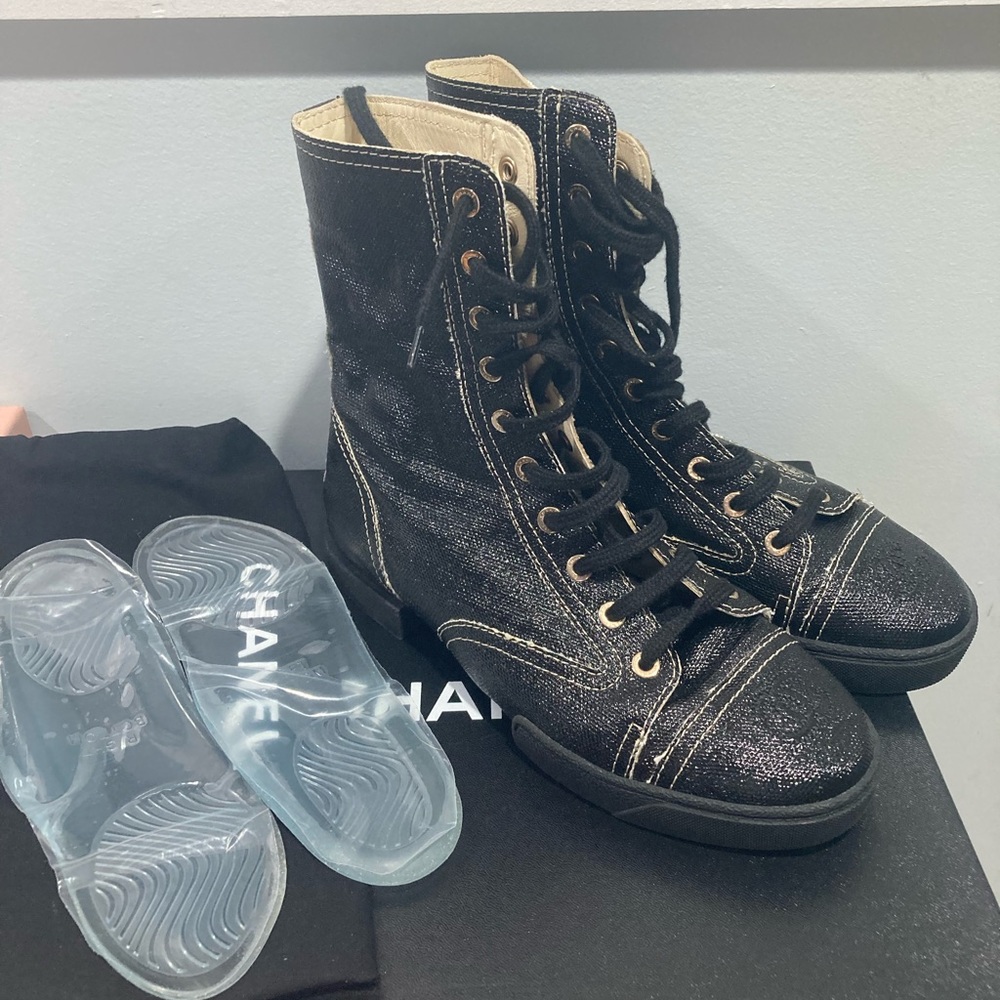 CHANEL Coated Canvas Lace Up Combat Boots 37 Black - Picture 4 of 15